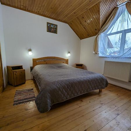 Oskolok Dovbusha Mini-Hotel Iaremcea Exterior foto