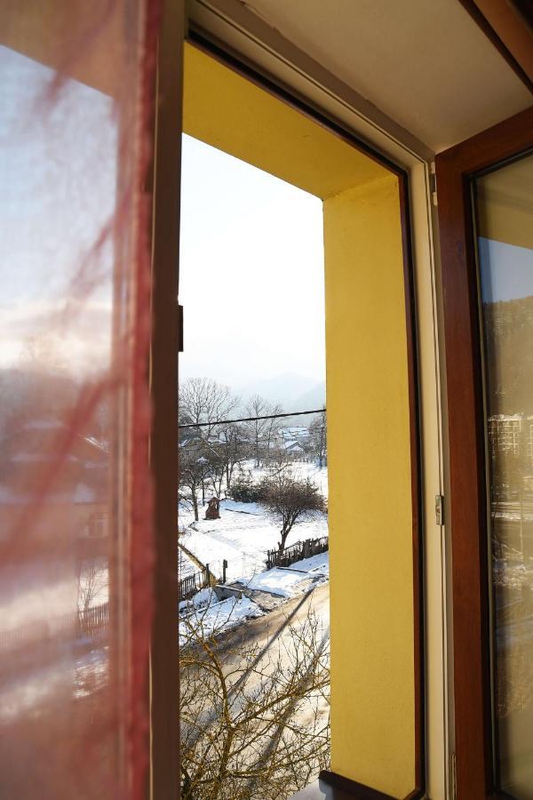Oskolok Dovbusha Mini-Hotel Iaremcea Exterior foto