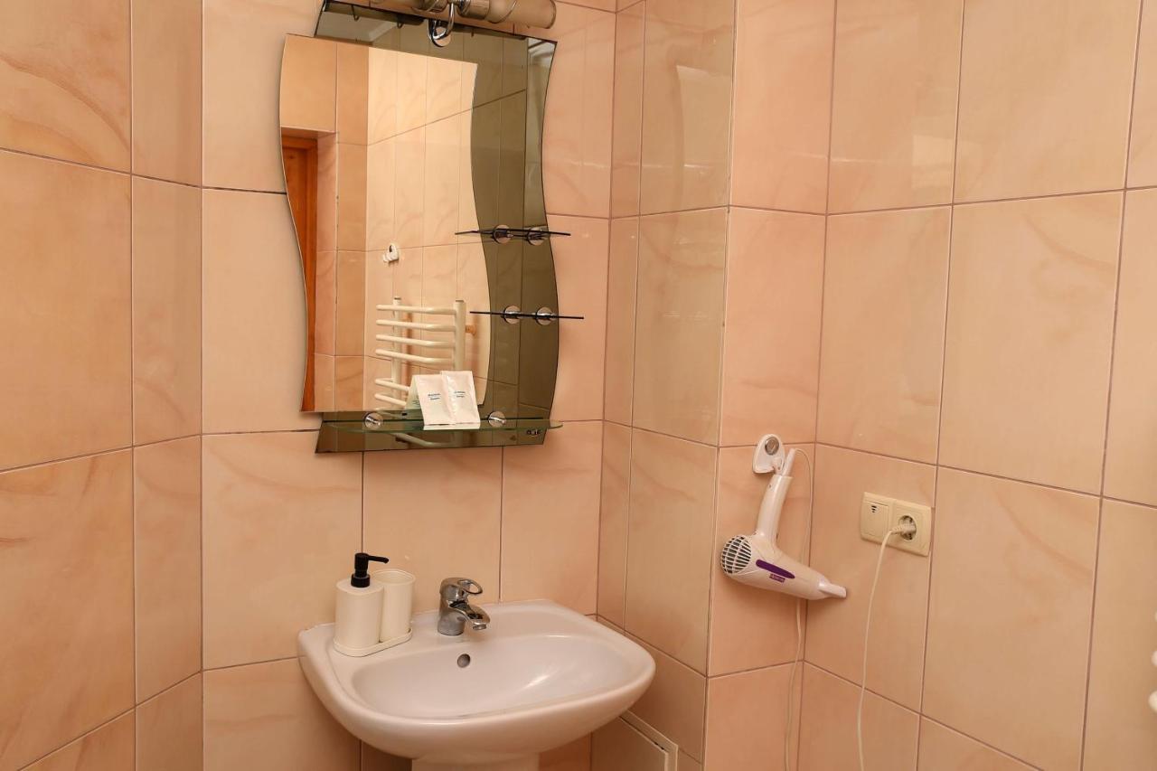 Oskolok Dovbusha Mini-Hotel Iaremcea Exterior foto