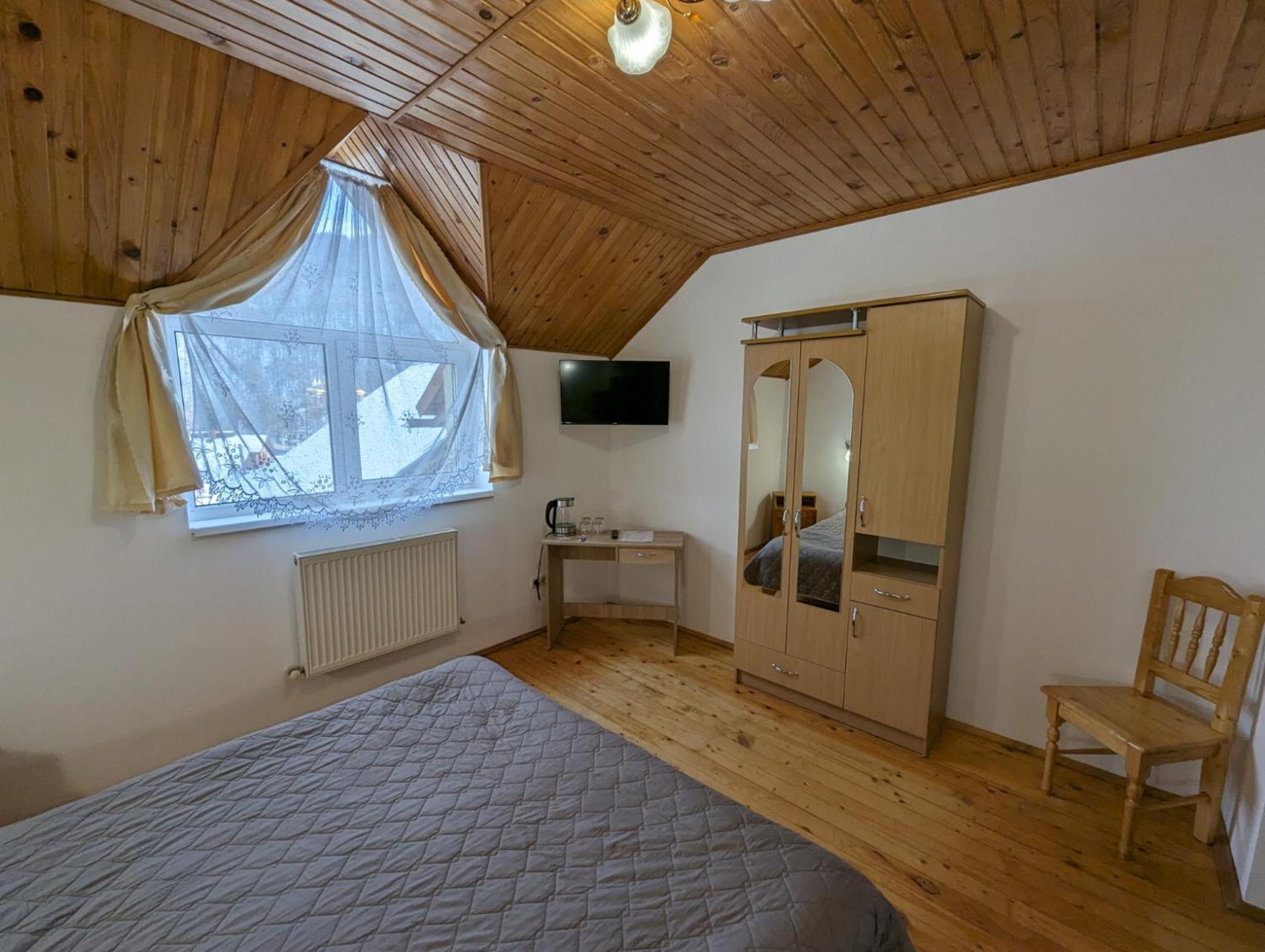 Oskolok Dovbusha Mini-Hotel Iaremcea Exterior foto