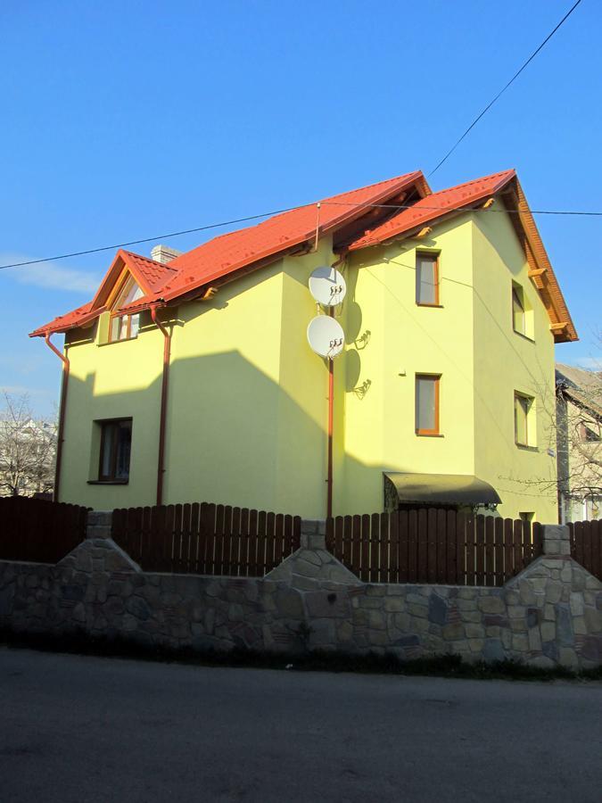 Oskolok Dovbusha Mini-Hotel Iaremcea Exterior foto