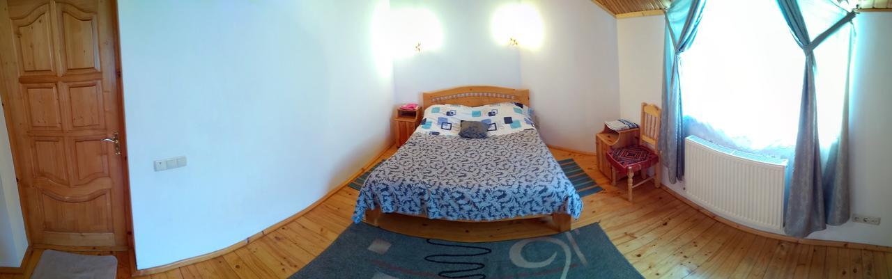 Oskolok Dovbusha Mini-Hotel Iaremcea Cameră foto